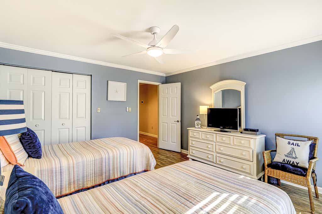 Relaxing First Floor Condo  Walk to Beach Spacious Deck Remote Work Setup 