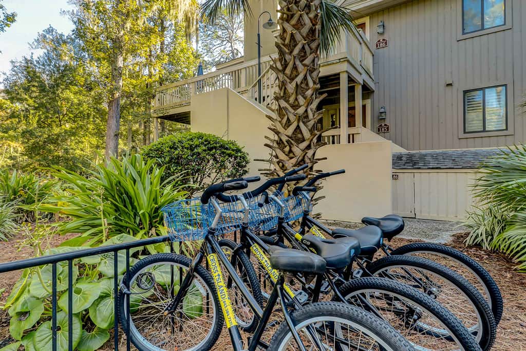 Relaxing First Floor Condo  Walk to Beach Spacious Deck Remote Work Setup 