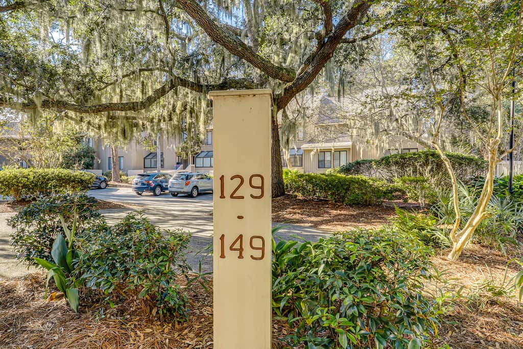Relaxing First Floor Condo  Walk to Beach Spacious Deck Remote Work Setup 