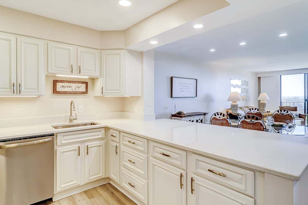 Beachfront escape with pools, hot tub, WiFi, washer dryer, & central AC