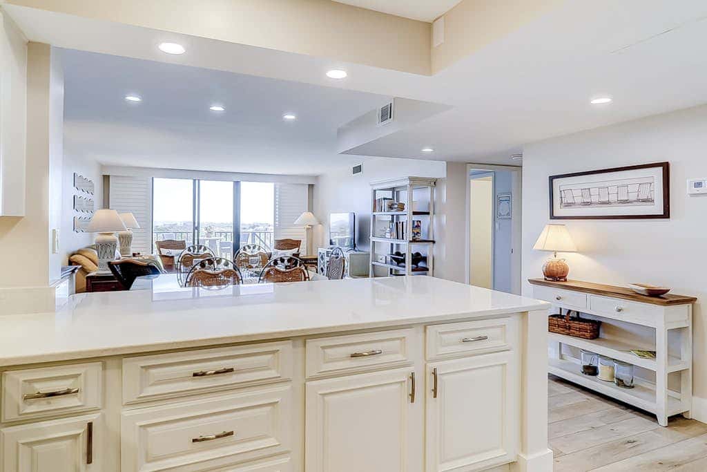 Beachfront escape with pools, hot tub, WiFi, washer dryer, & central AC