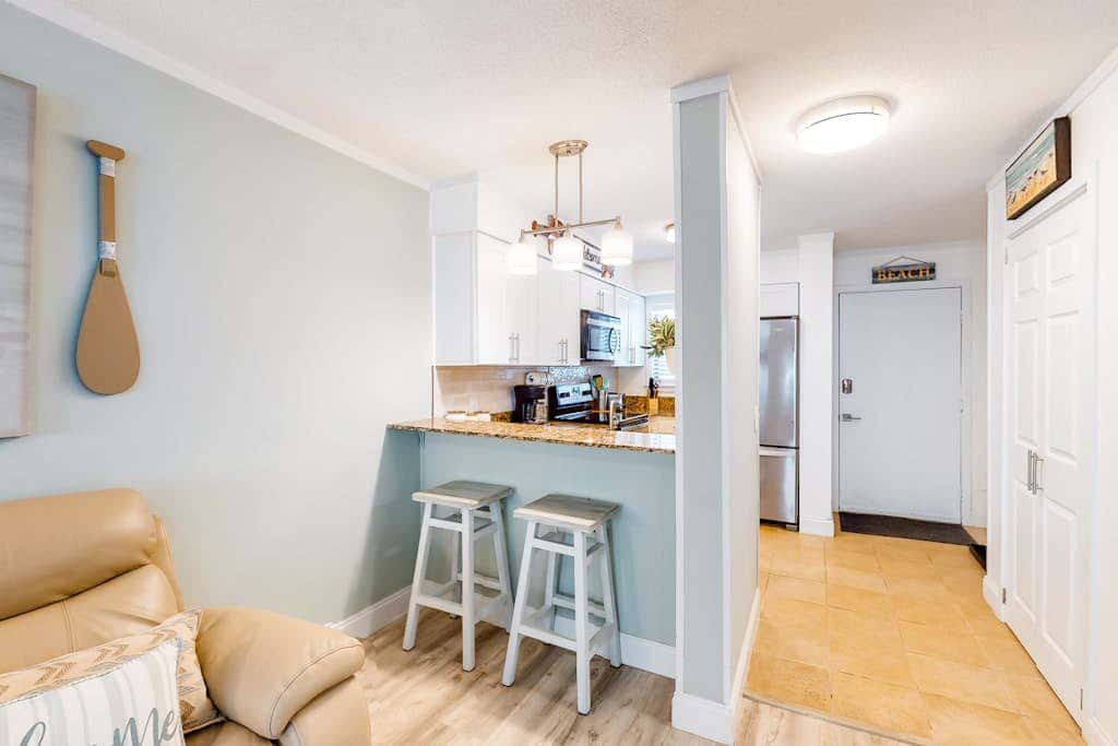 Hilton Head Resort Villa with AC, pool, hot tub, tennis - near beach & golf