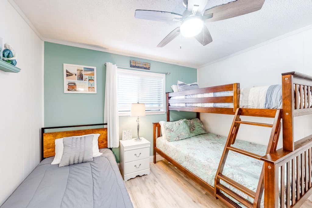 Hilton Head Resort Villa with AC, pool, hot tub, tennis - near beach & golf