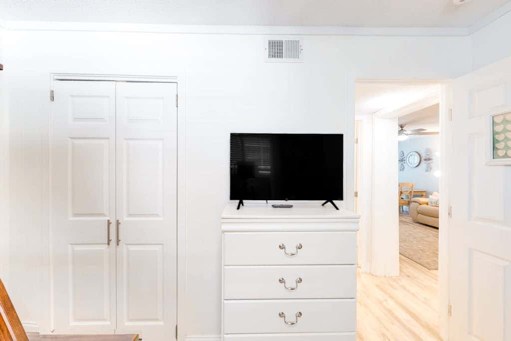 Hilton Head Resort Villa with AC, pool, hot tub, tennis - near beach & golf