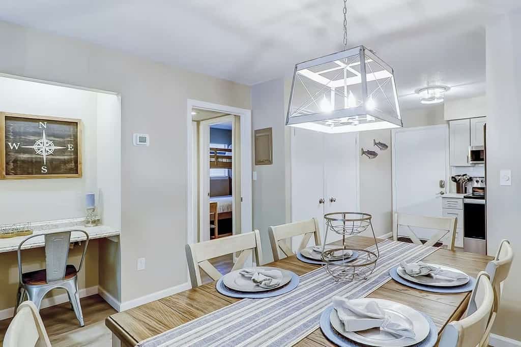 Fiddlers Cove 15F
