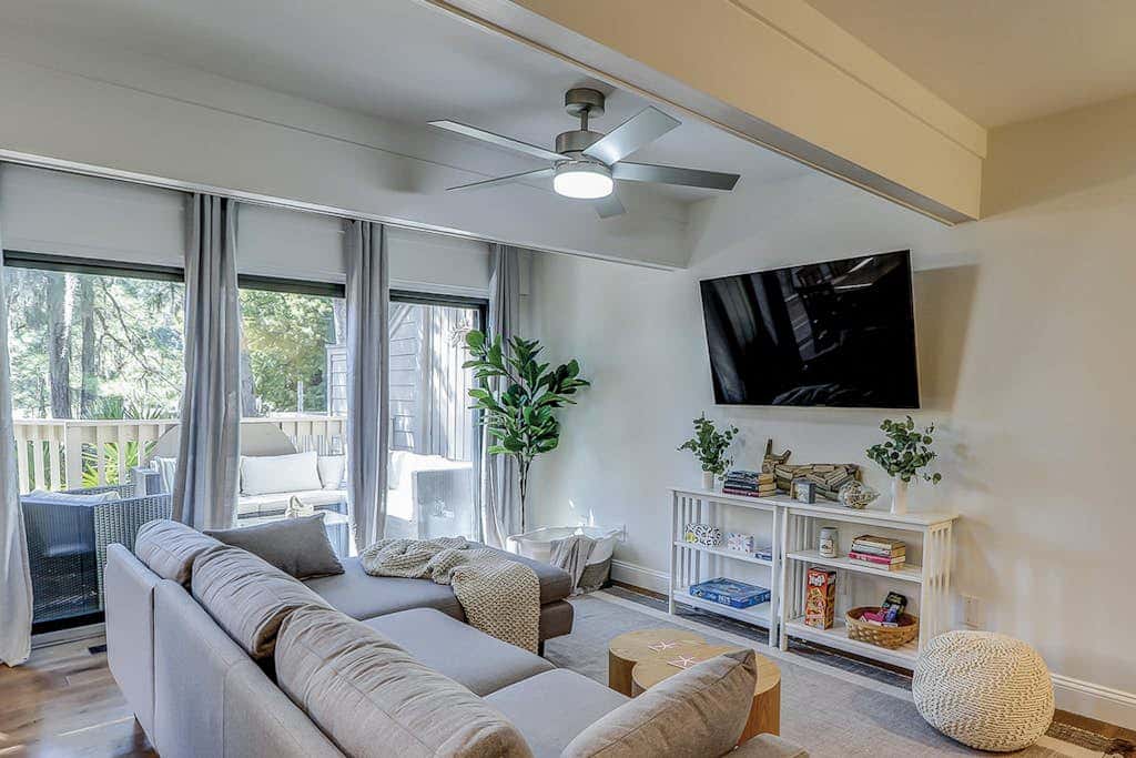 Beautiful, dog-friendly villa with pool close to beach, tennis & golf - updated