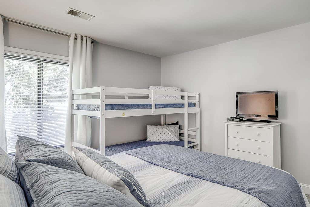 Beautiful, dog-friendly villa with pool close to beach, tennis & golf - updated
