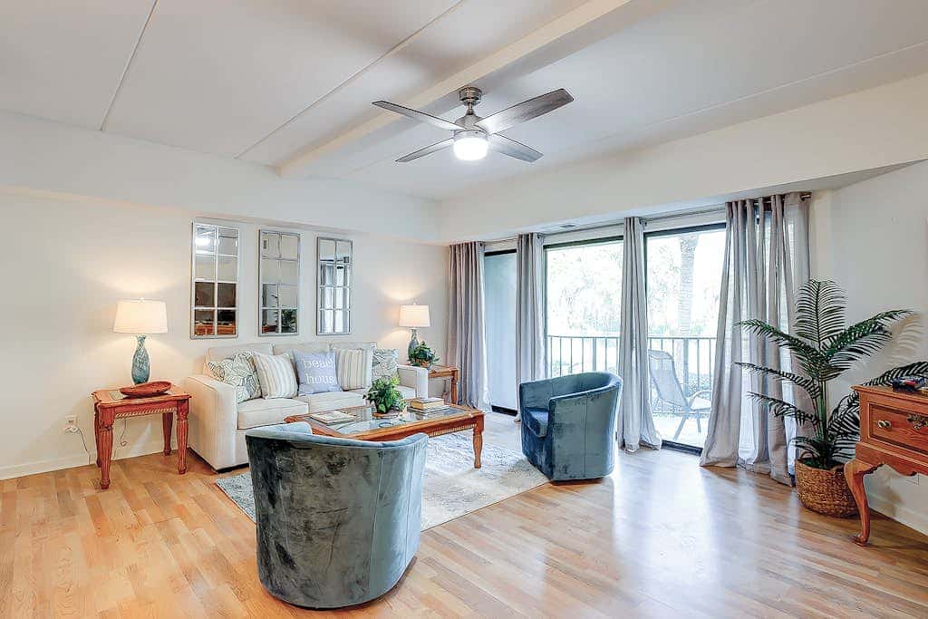 Cozy condo with tennis, pool, beach access, & private furnished balcony
