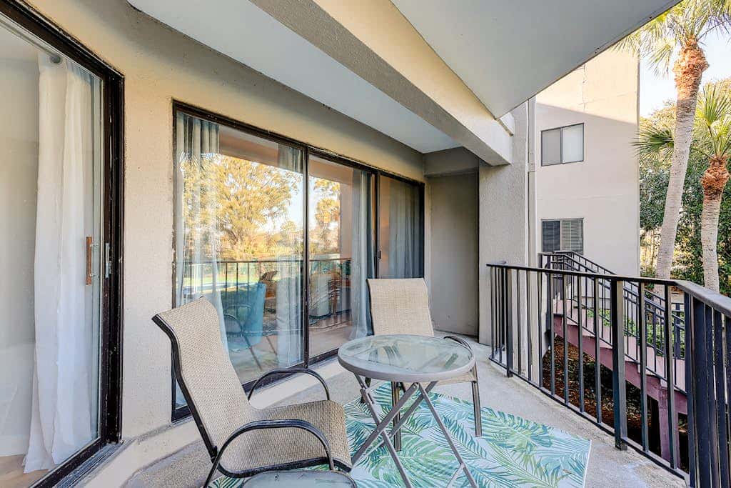 Cozy condo with tennis, pool, beach access, & private furnished balcony