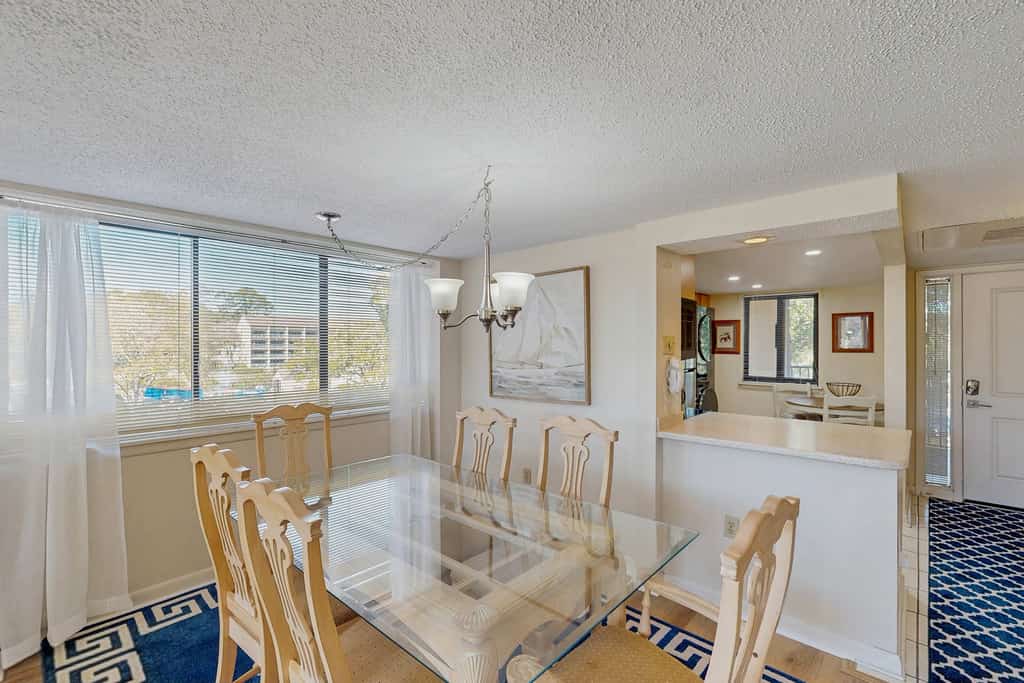 Island Club 6306