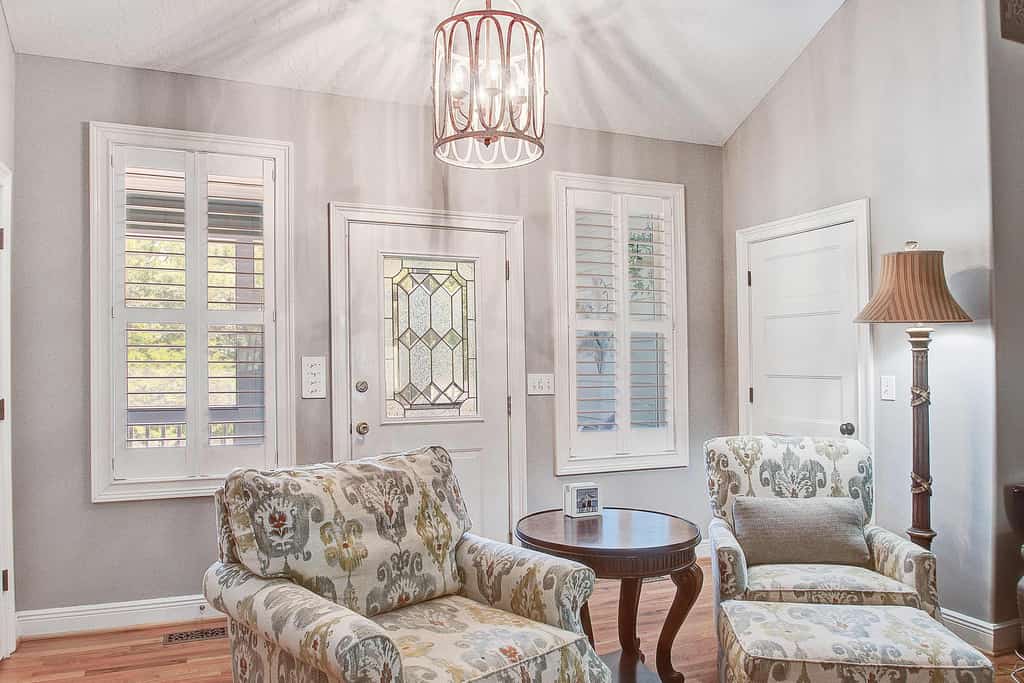 A Quiet Edisto Retreat Tucked Beneath the Live Oaks - dog friendly!