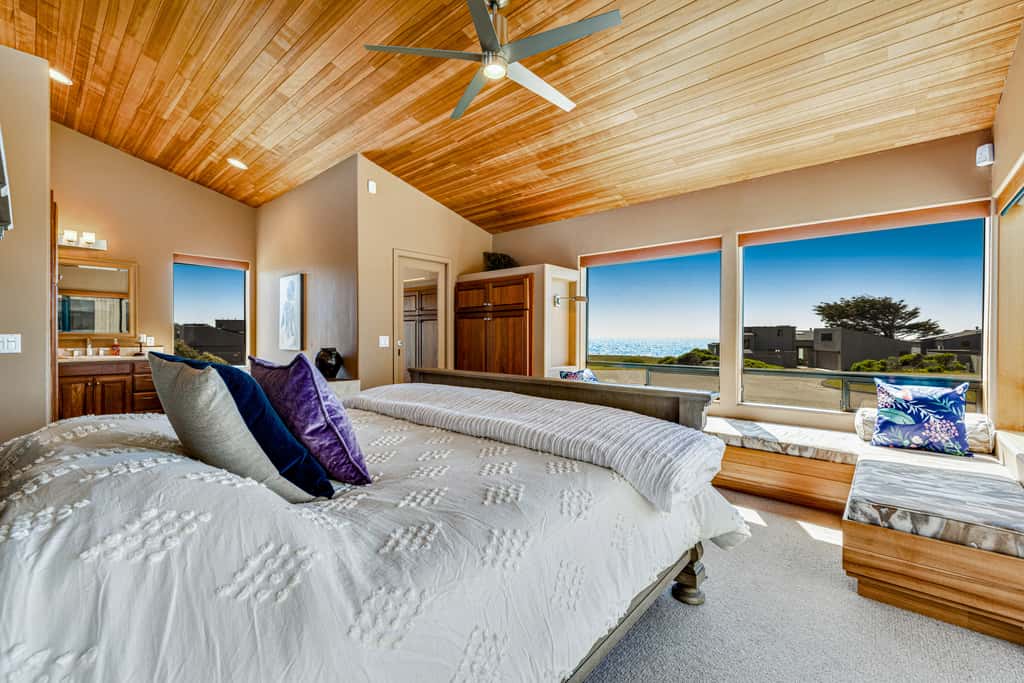 Da Yaya House - Coastal Luxury: Chef Kitchen, Ocean Views, Hot Tub