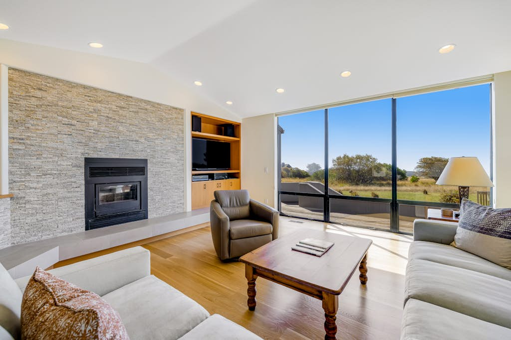 Heron's Nest - Panoramic ocean-view home with private hot tub on the golf course