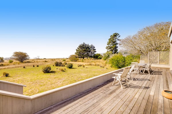 This Sea Ranch home frames the Pacific like a painting -- and the view changes by the hour. Soak in the hot tub as the sun dips below the Pacific. Your deck is a front-row seat to the Pacific. Room for 6 in this 3-bedroom home. Just a 3-minute walk to the heated community pool across the street. The Sonoma Coast's best-kept secret is waiting for you. The rhythm of the waves sets the pace here -- unhurried mornings, lingering sunsets, deep sleep.