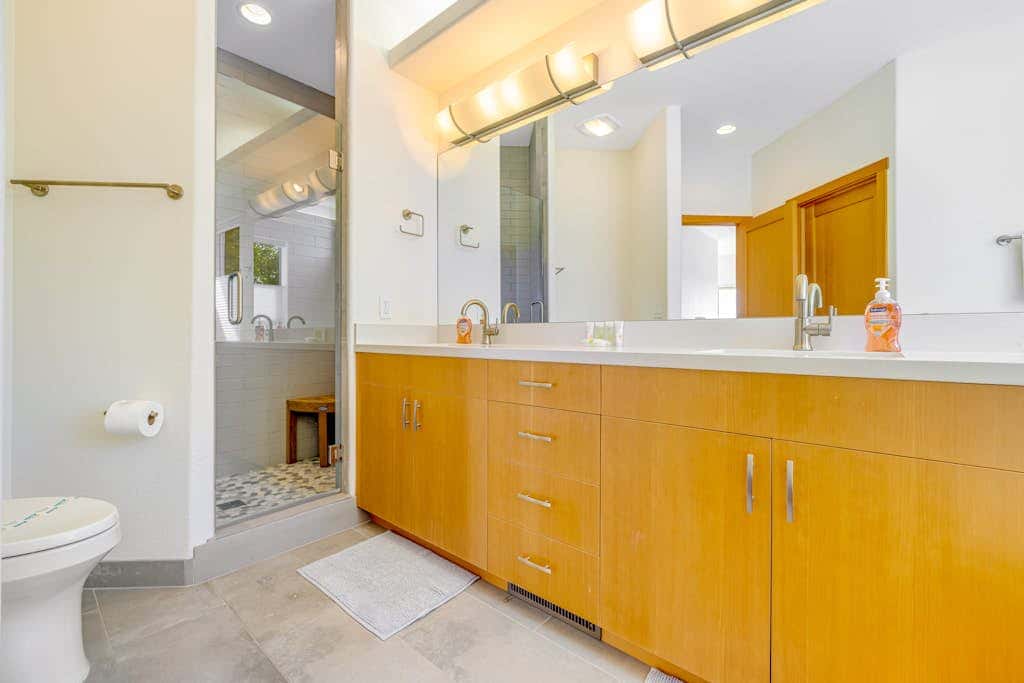 Heron's Nest - Panoramic ocean-view home with private hot tub on the golf course