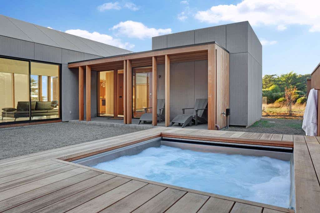 Panoramic ocean views greet you from the moment you walk through the door. End the day in your private hot tub with the ocean as your soundtrack. Warm up in the community sauna after a brisk beach walk. Room for 6 in this 2-bedroom home. Sea Ranch community pools, tennis courts, and the Lodge are nearby. Architecture, nature, and the Pacific -- Sky Fall at Sea Ranch has it all. Watch the fog roll in from the deck as the coastline disappears and reappears like magic.