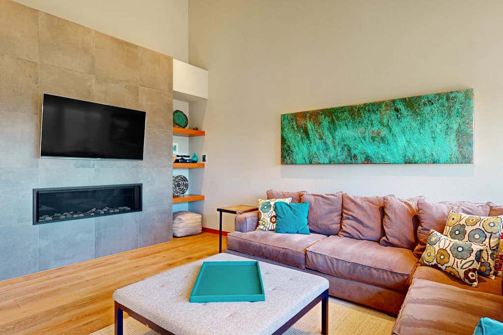 Modern Sea 2 Links - Modern, Ocean View Home on the Golf Course with Private Hot Tub & 2 Fireplaces