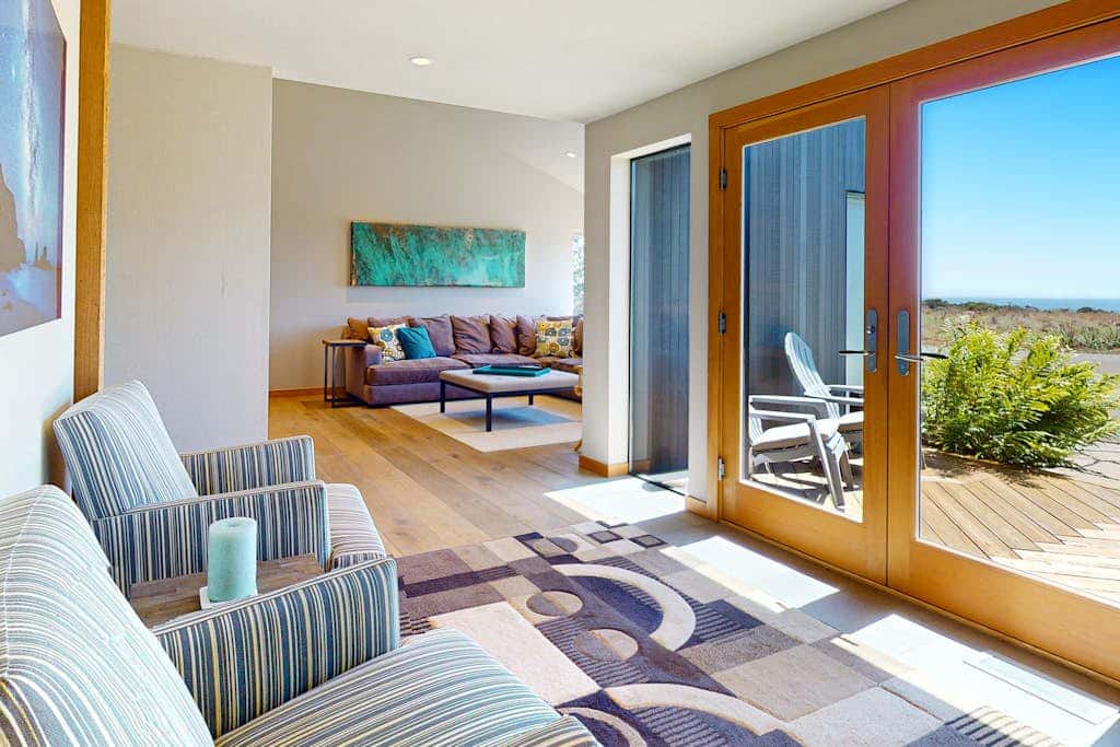 Modern Sea 2 Links - Modern, Ocean View Home on the Golf Course with Private Hot Tub & 2 Fireplaces