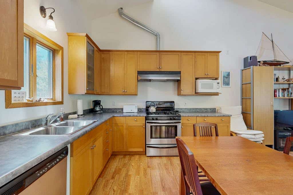 Tucked into a grove of towering redwoods on California's wild Sonoma Coast. Bring your pup -- dogs love the bluff trails here. Curl up by the fireplace after a day exploring coastal trails. Your deck opens onto a private pocket of coastal nature. Room for 3 in this 1-bedroom home. Just a 7-minute walk to the heated community pool. The scent of redwood and salt air mingles on the breeze -- you know you're on the Sonoma Coast.