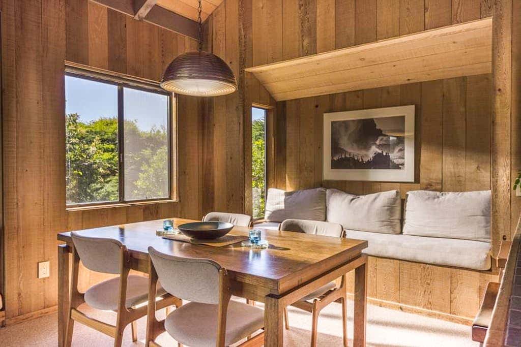 The Glass House - Rare Ocean Views & Sea Ranch Magic on the Mendocino Coast