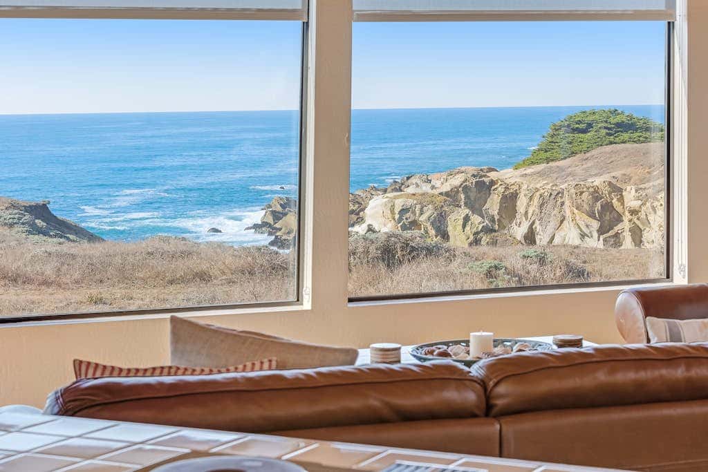 Del Mar Point - Dog-friendly home with cove views, a private hot tub, & rec center access