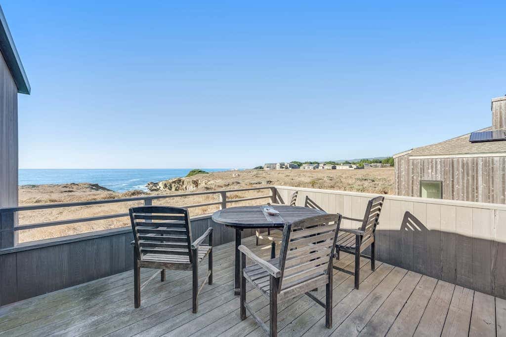 Del Mar Point - Dog-friendly home with cove views, a private hot tub, & rec center access