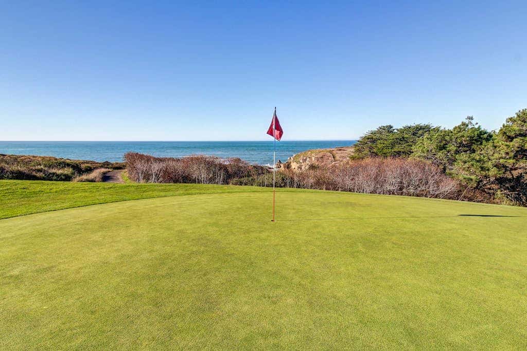Del Mar Point - Dog-friendly home with cove views, a private hot tub, & rec center access