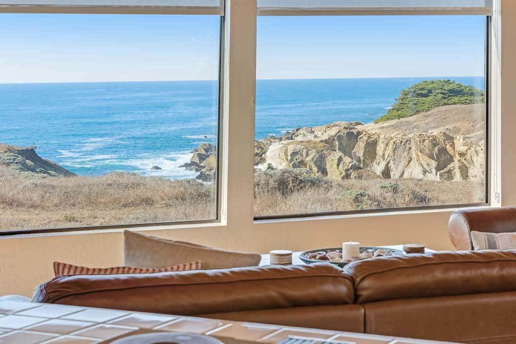 Del Mar Point - Dog-friendly home with cove views, a private hot tub, & rec center access