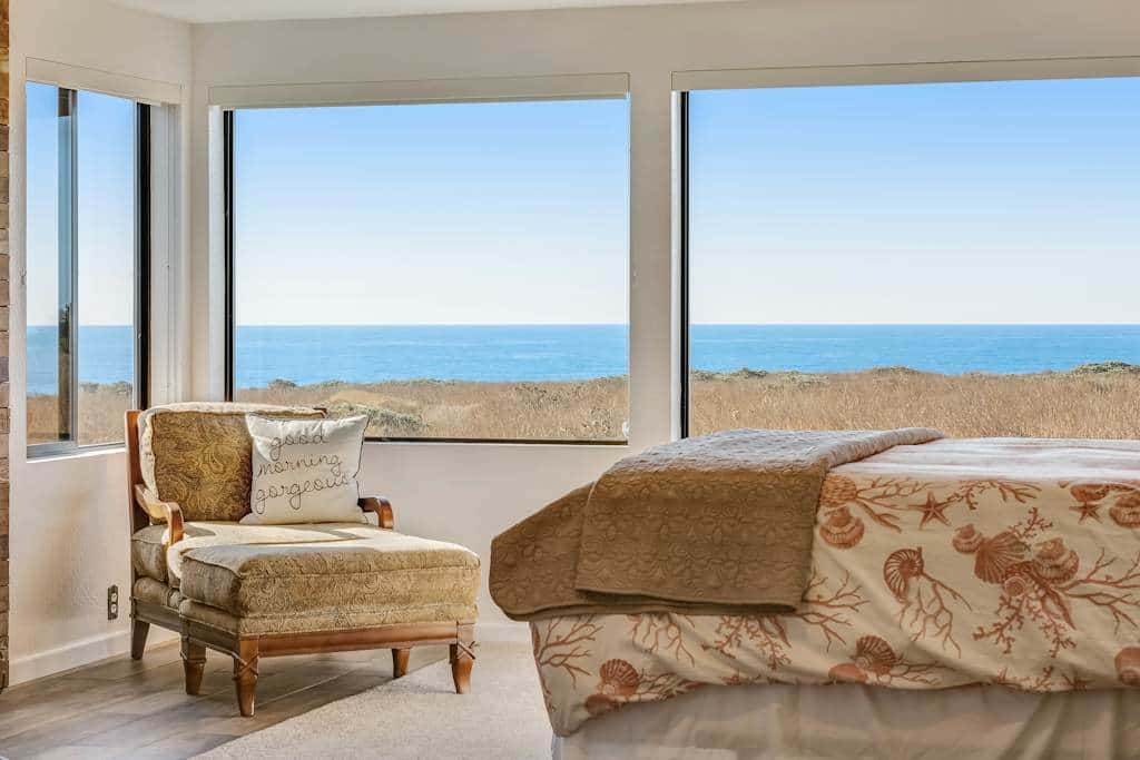 Del Mar Point - Dog-friendly home with cove views, a private hot tub, & rec center access