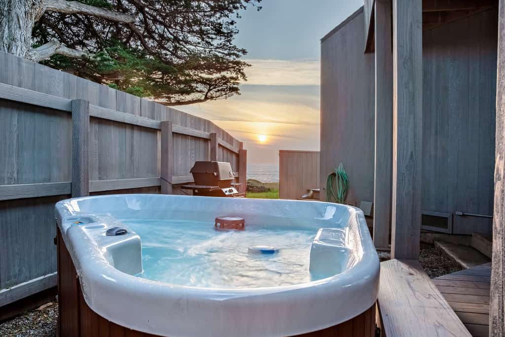 Fall asleep to the rhythm of the Pacific from this oceanfront retreat on the Sonoma Coast. Soak in the hot tub as the sun dips below the Pacific. Step outside to a deck overlooking the ocean. Room for 6 in this 3-bedroom home. A short walk from Pebble Beach. Trails, tidepools, and two heated community pools -- all within reach. Watch the fog roll in from the deck as the coastline disappears and reappears like magic.