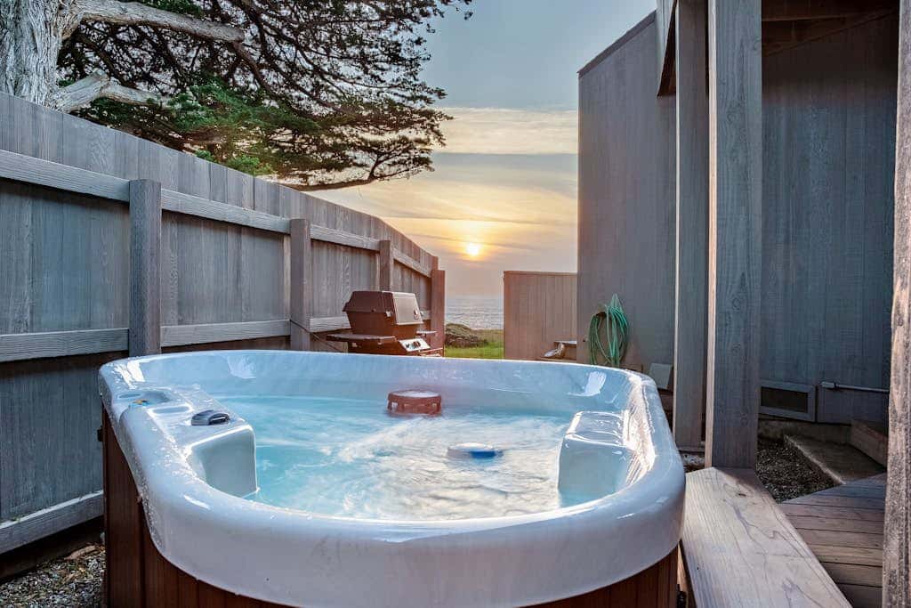 Casa Pelo Mar - Oceanfront retreat with private hot tub steps from Pebble Beach
