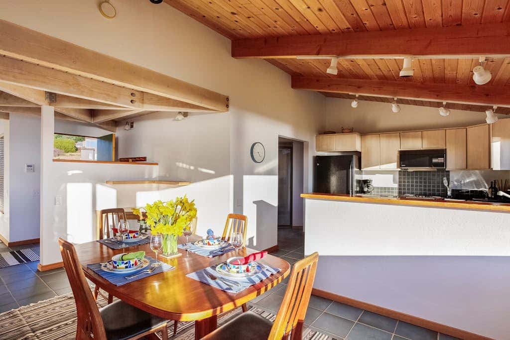 Casa Pelo Mar - Oceanfront retreat with private hot tub steps from Pebble Beach