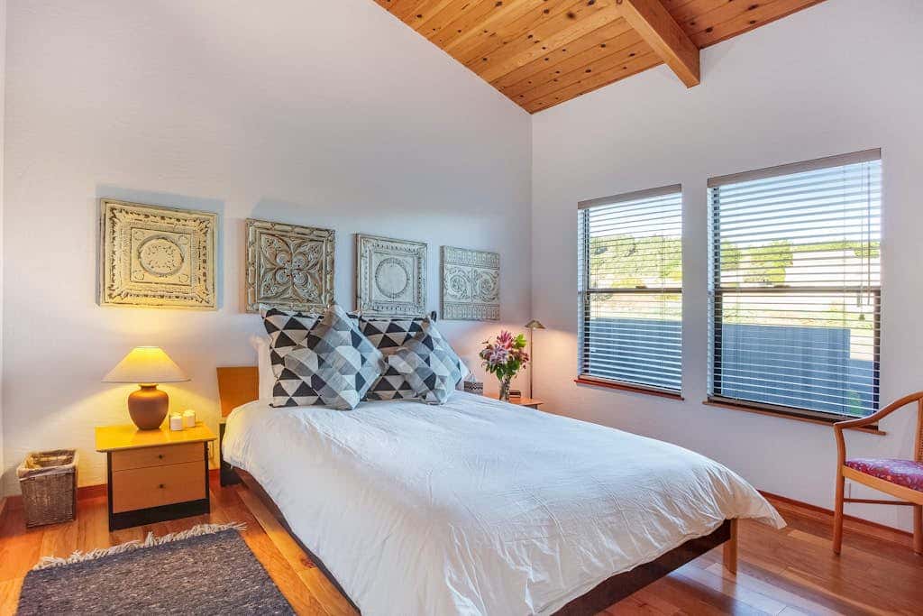 Casa Pelo Mar - Oceanfront retreat with private hot tub steps from Pebble Beach