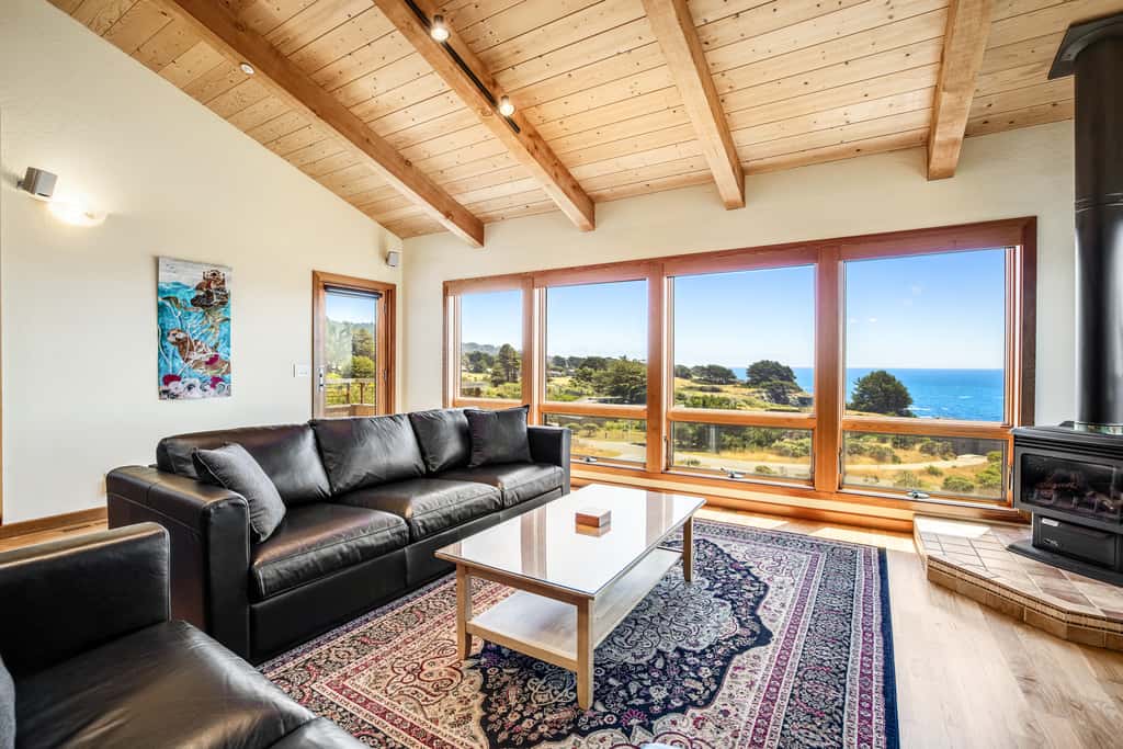 Ascona House - Ocean-view home with private hot tub near Pebble Beach