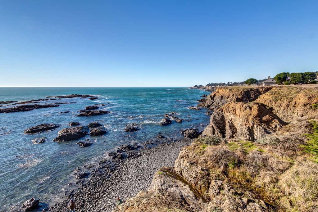 Ascona House - Ocean-view home with private hot tub near Pebble Beach