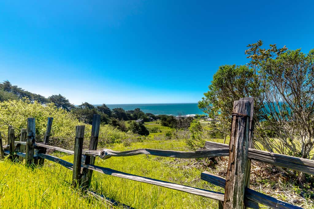 Ascona House - Ocean-view home with private hot tub near Pebble Beach