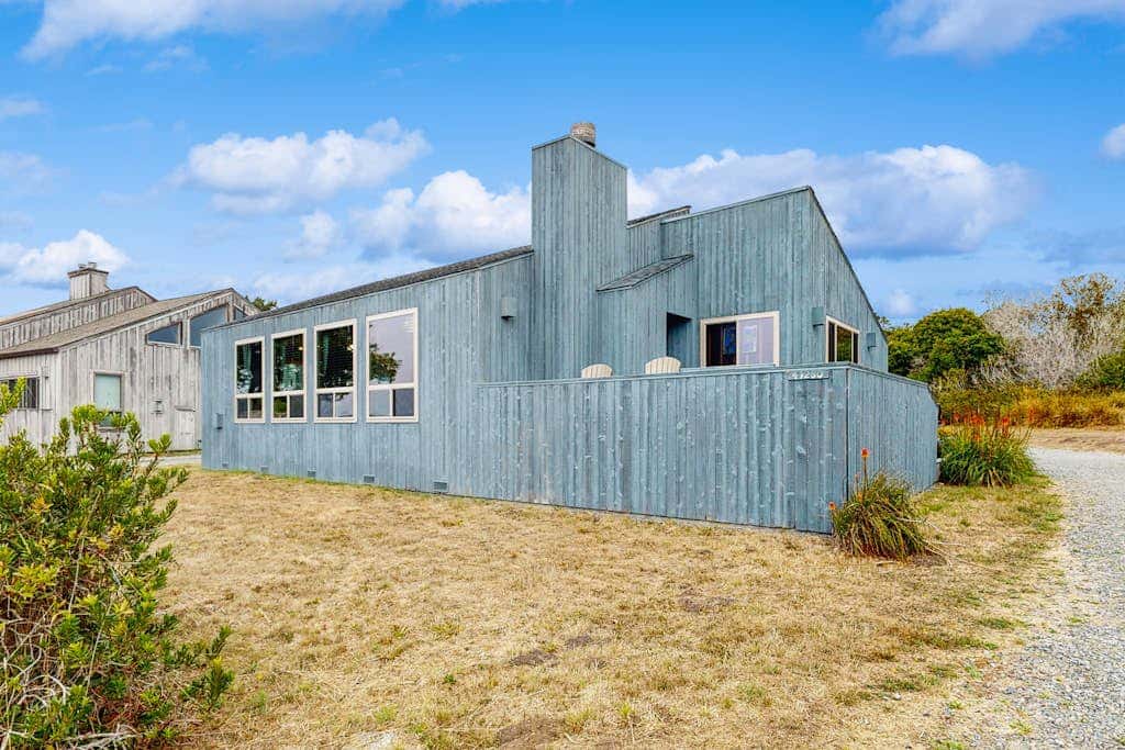 Ocean Star - Sea Ranch home with hot tub & game room, dogs welcome