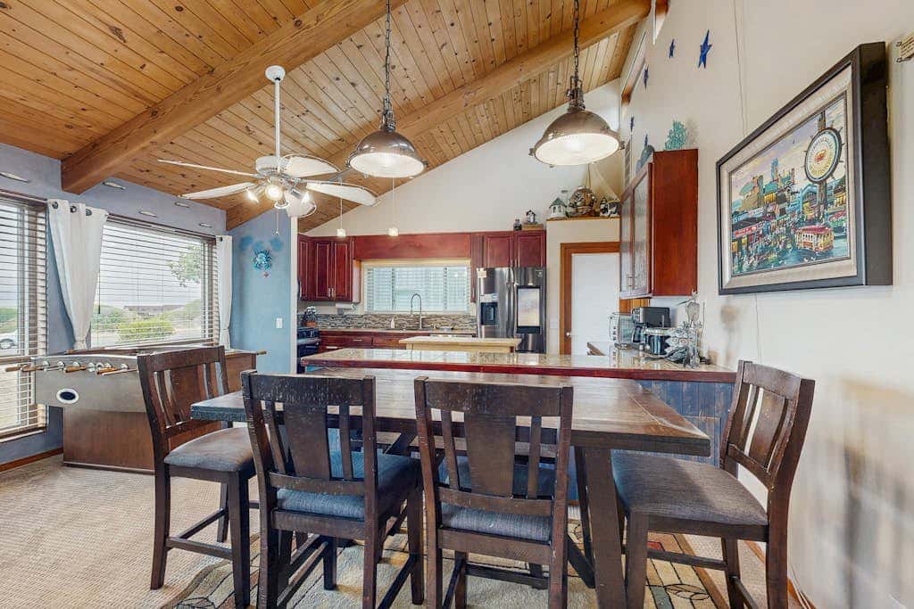 Ocean Star - Sea Ranch home with hot tub & game room, dogs welcome