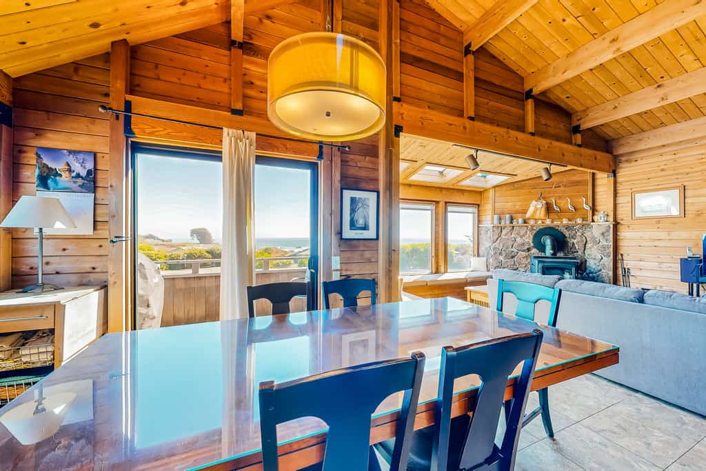 Ocean and meadow views greet you from the moment you walk through the door. Soak in the hot tub as the sun dips below the Pacific. Bring your pup -- dogs love the bluff trails here. Room for 6 in this 3-bedroom home. Sea Ranch community pools, tennis courts, and the Lodge are nearby. Whale watching, sunset hikes, and starlit skies -- the coast is calling. Whale spouts on the horizon, hawks riding the updrafts -- nature puts on a show from every window.