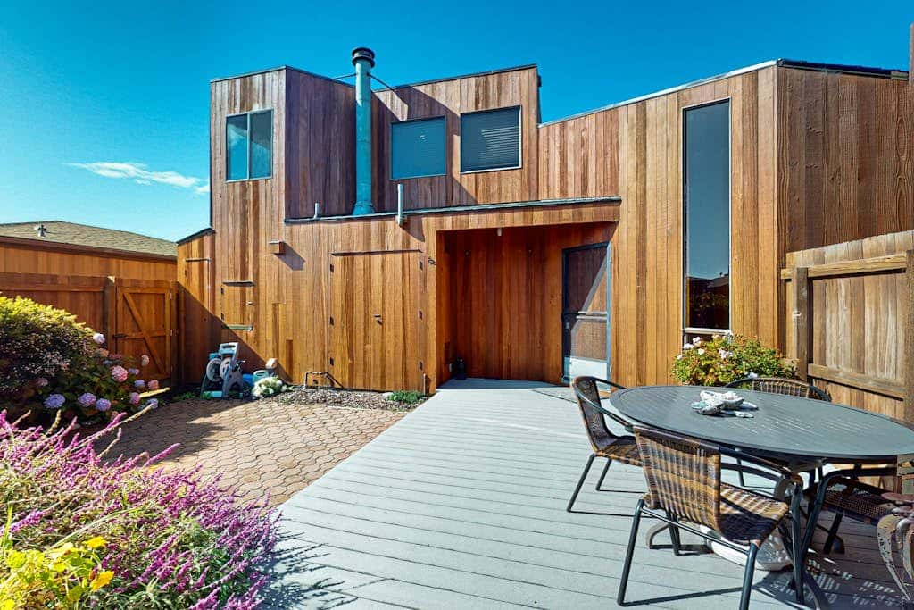 Touch the Tides - Sonoma Coast getaway with ocean views, wood stove & private deck