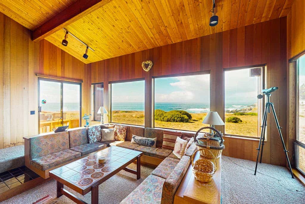 Touch the Tides - Sonoma Coast getaway with ocean views, wood stove & private deck