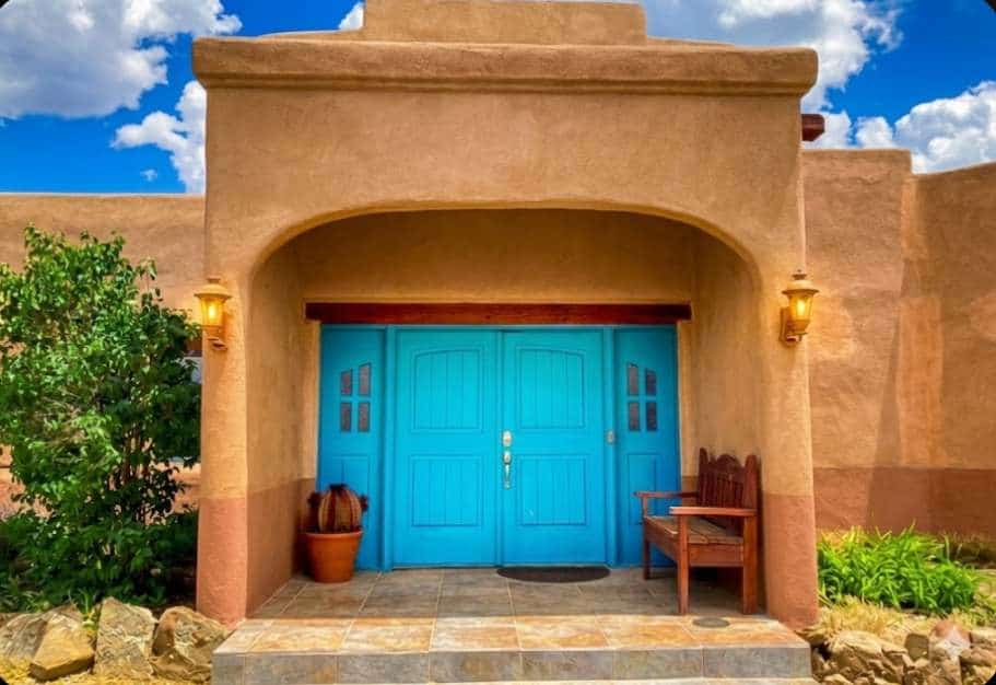 Welcome to Arroyo Seco's Getaway, a light-filled southwestern home where high-desert calm meets easy mountain access. Wake to nearly 180-degree mountain views, then stroll a quarter mile into Arroyo Seco village for coffee, galleries, and local eats. Taos Plaza and Taos Ski Valley sit about ten miles in either direction, so world-class skiing and rich culture are both an easy drive. After a day out, sink into the private hot tub in the enclosed flagstone backyard and watch the stars come out.