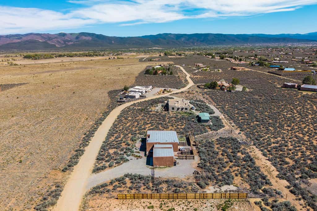 Hora Feliz - Mountain Views, Hot Tub & Game Room