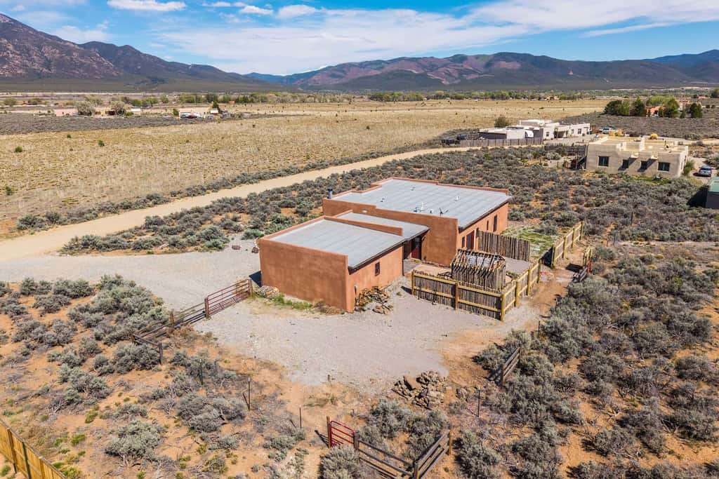 Hora Feliz - Mountain Views, Hot Tub & Game Room
