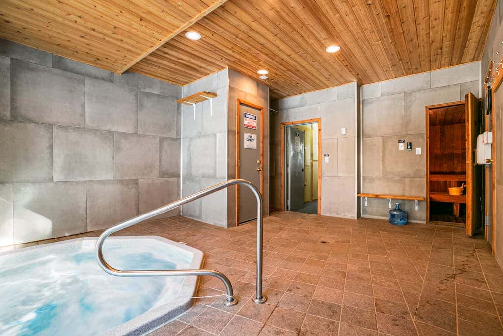 Sierra Del Sol 30 - Hot Tub, Walk to Lifts & Town