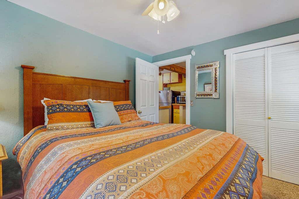 Casita Antonio - Walk to Plaza, Pet-Friendly