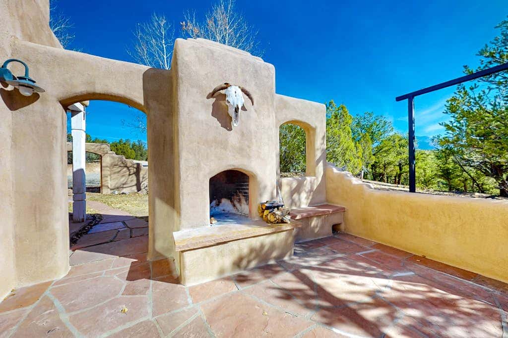 Pueblo de Canoncito - 11 Acres, Forest & Views