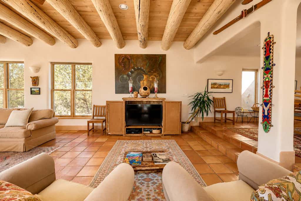 Pueblo de Canoncito - 11 Acres, Forest & Views