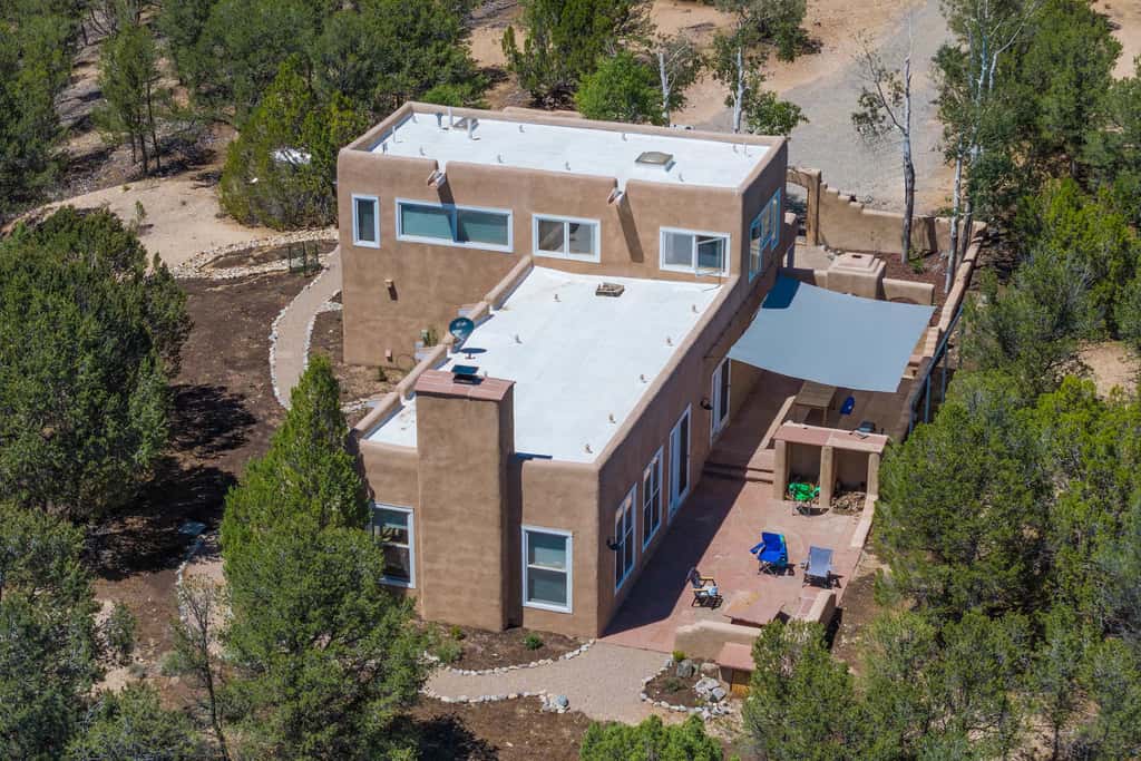 Pueblo de Canoncito - 11 Acres, Forest & Views