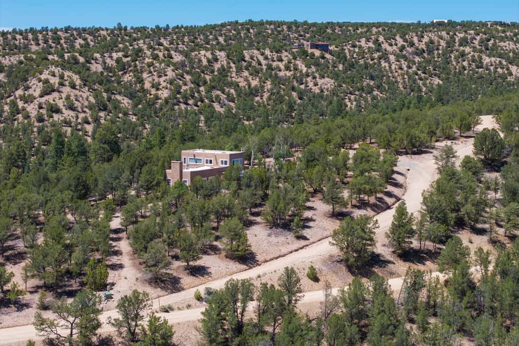 Pueblo de Canoncito - 11 Acres, Forest & Views